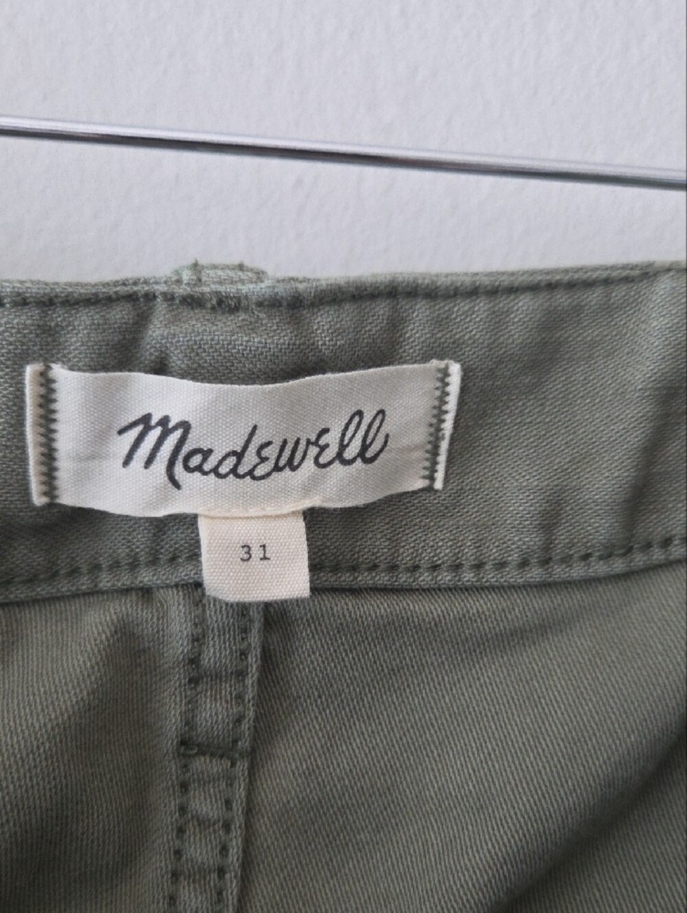Madewell Olive Pants in Military Green - Picture 3 of 7